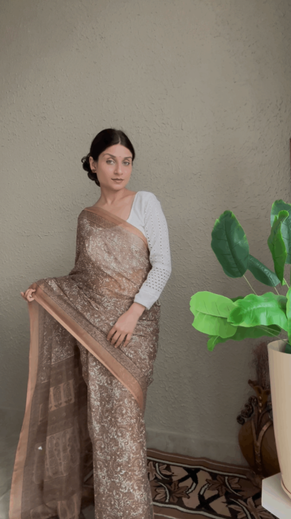 Semi Chiffon Floral Printed Daily Wear Saree