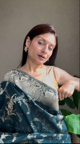 Dola Silk Festive Saree with Contrast Zari Pallu