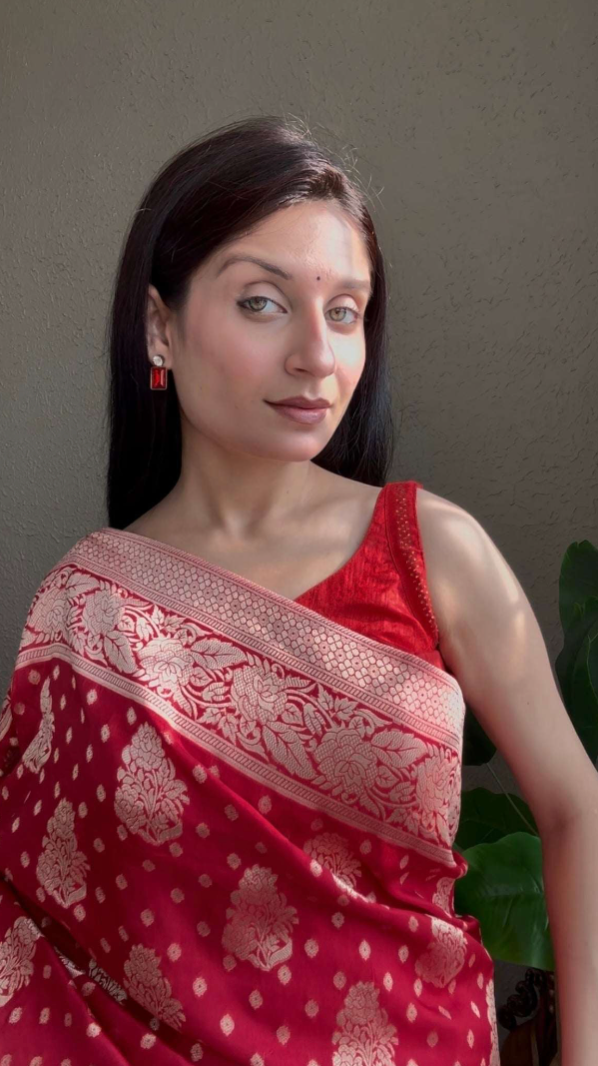 Red Dola Silk Saree with Gold Zari Weaving