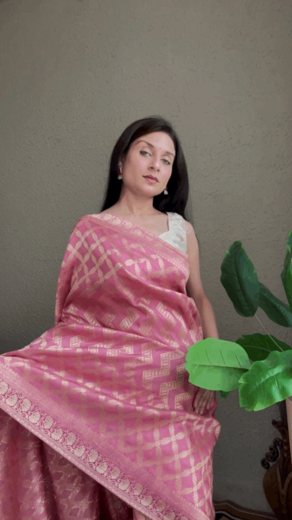 Rose Pink Dola Silk Saree with Intricate Zari Weave